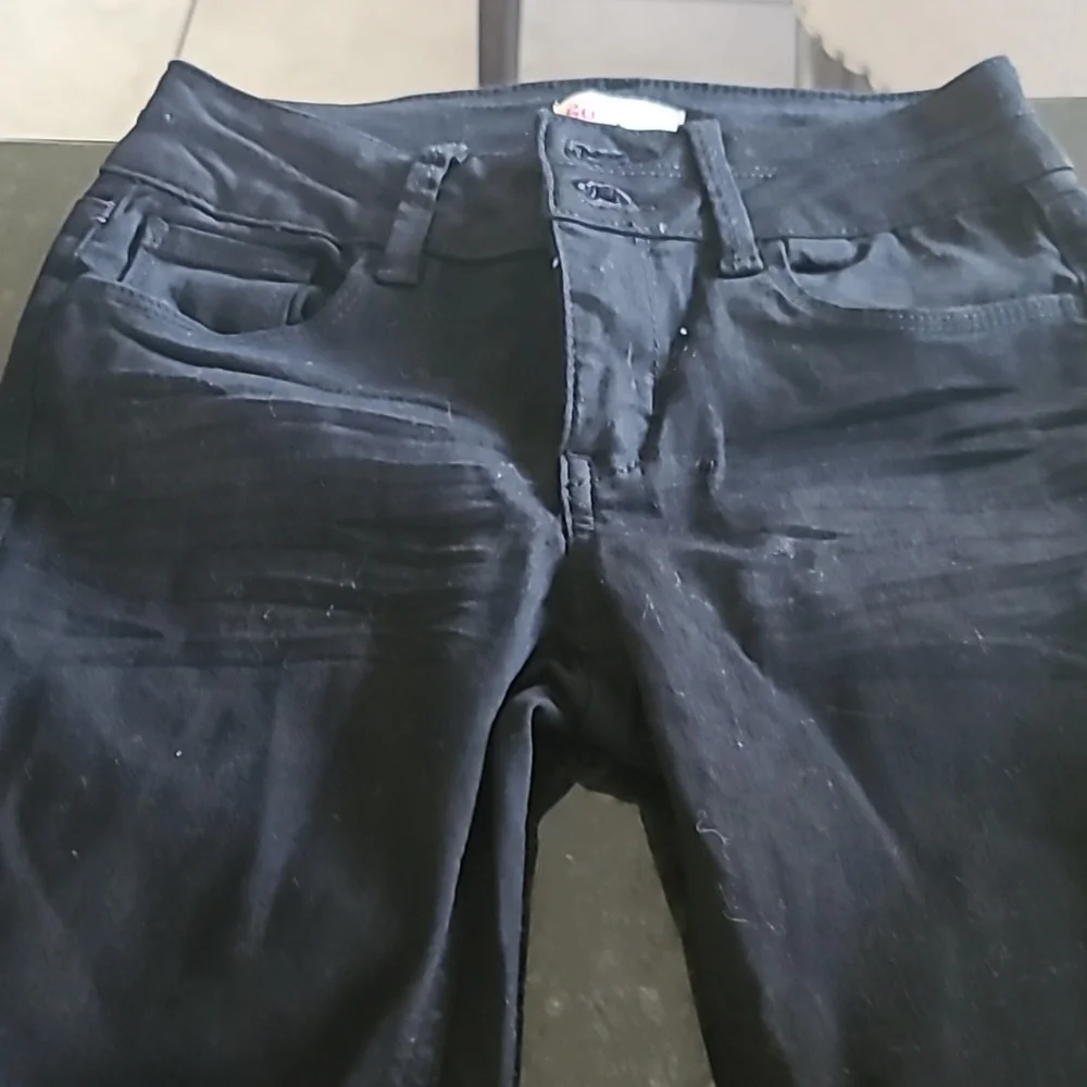 Black skinny jeans